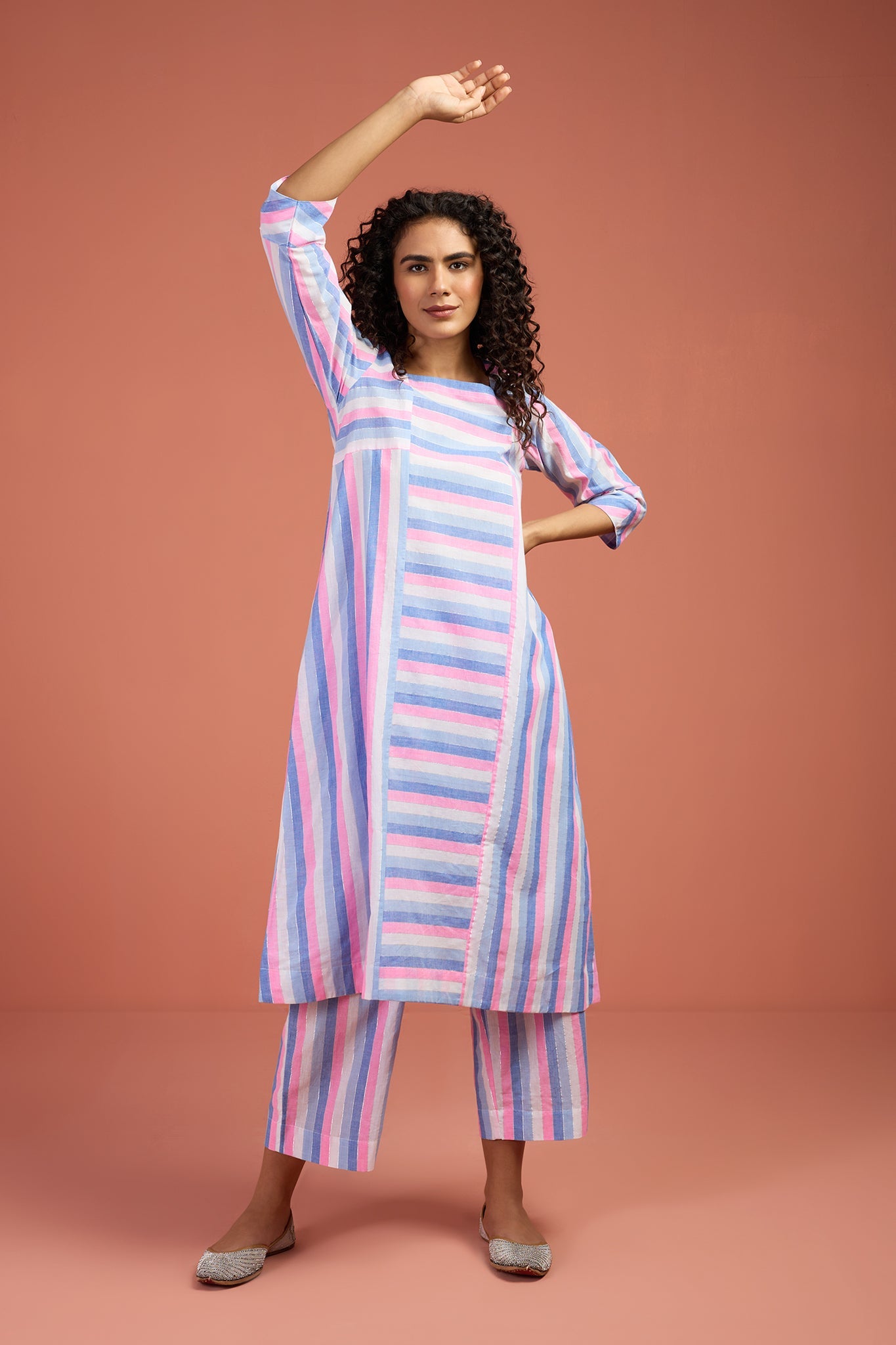 Maati Craft Co-ord Set Poem in Pastel Panelled Kurta & Pants