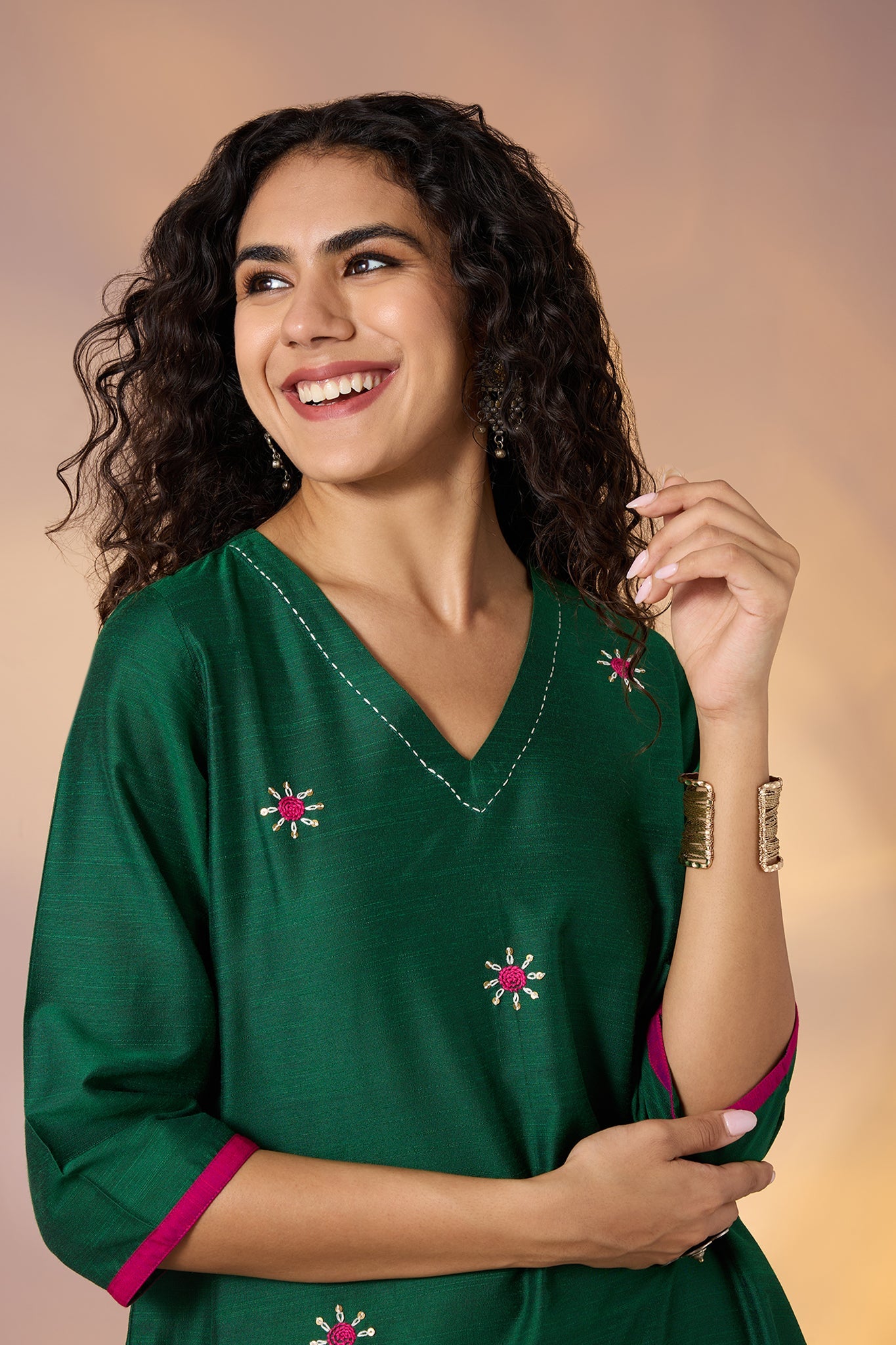 Maati Craft Gulabi Verdant Rose Silk Slub Luxe Kurta with Butti Embroidery
