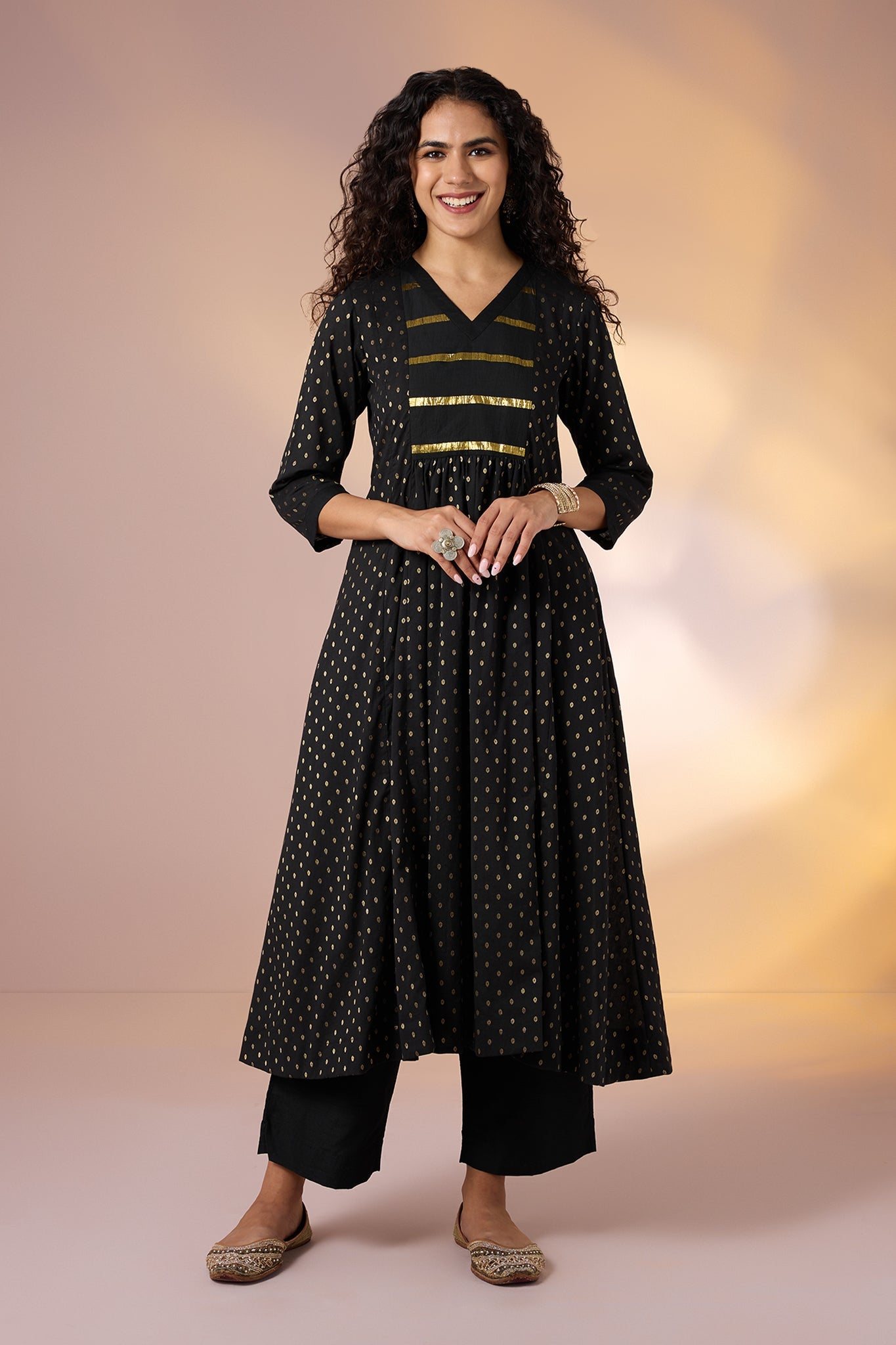 Maati Craft Gulabi Twilight Gold Cotton V-Neck Anarkali