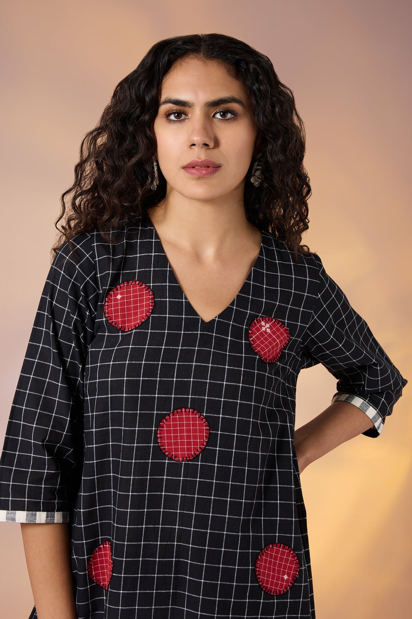 Maati Craft Gulabi Onyx Polka Cotton Kurta with Red Polka Applique