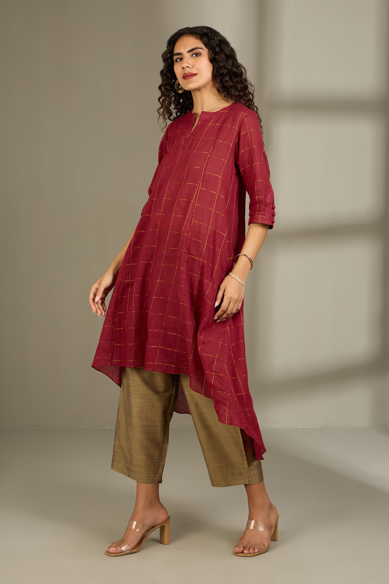 Maati Craft Amber Gridlight Asymmetrical Hemline Kurta