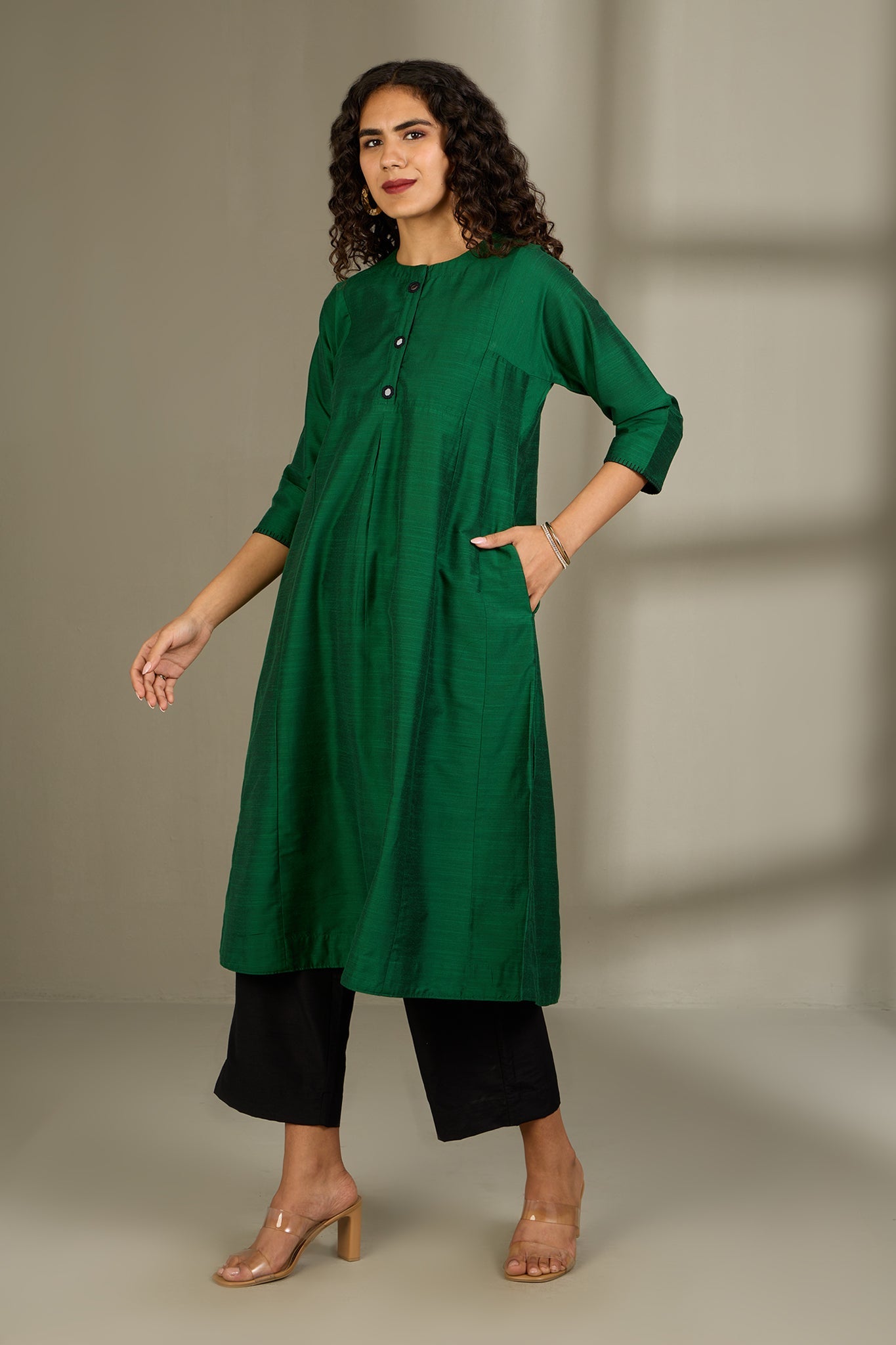 Maati Craft Shadowleaf Elegance Silk Slub Kalidar Kurta