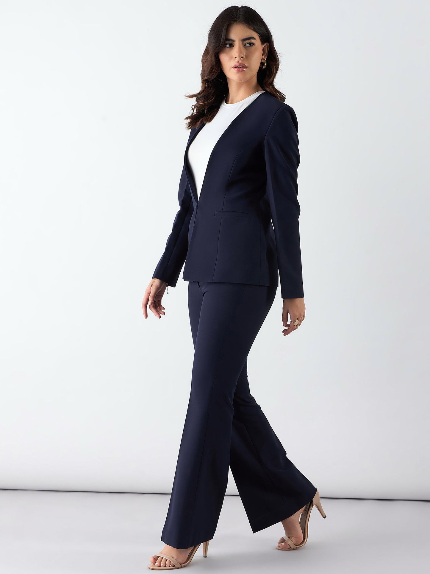 PowerSutra Minimalist Regular Fit Blazer Paired With Trouser In Stretchable Fabric