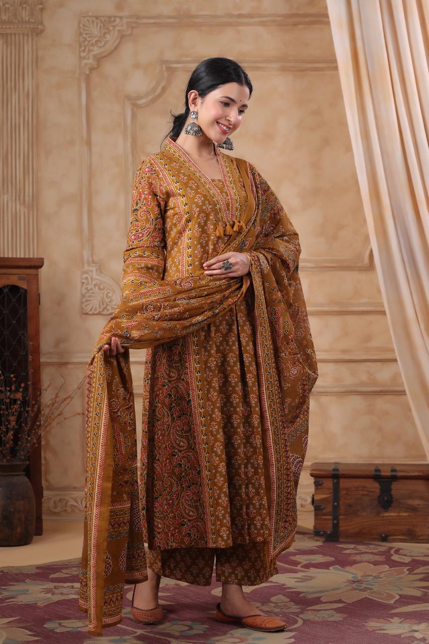 Meeval Ajrakh 3PC Set LP