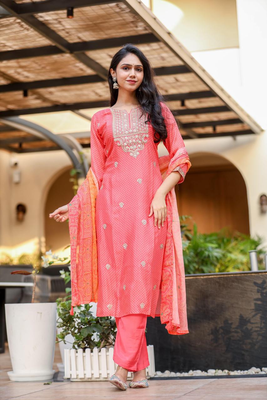 Meeval Chinon 3PC Set With Heavy Zari Work and Chinon Bandhej Dupatta LP