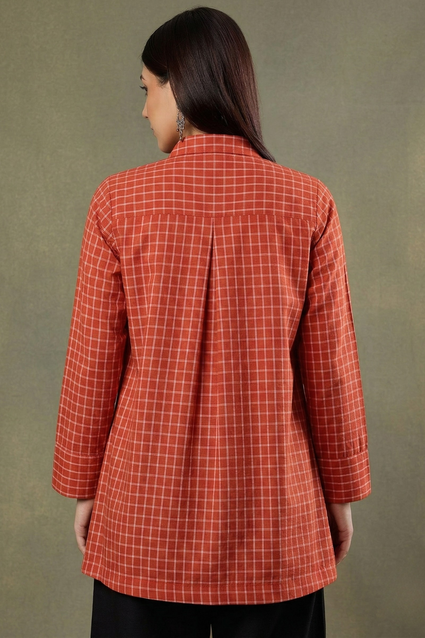 Saffron_Square_Weave_High_Low_Hem_Cotton_Shirt
