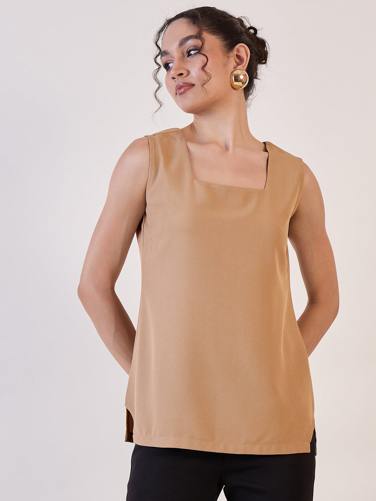 PowerSutra Beige Square Neck Basic Top