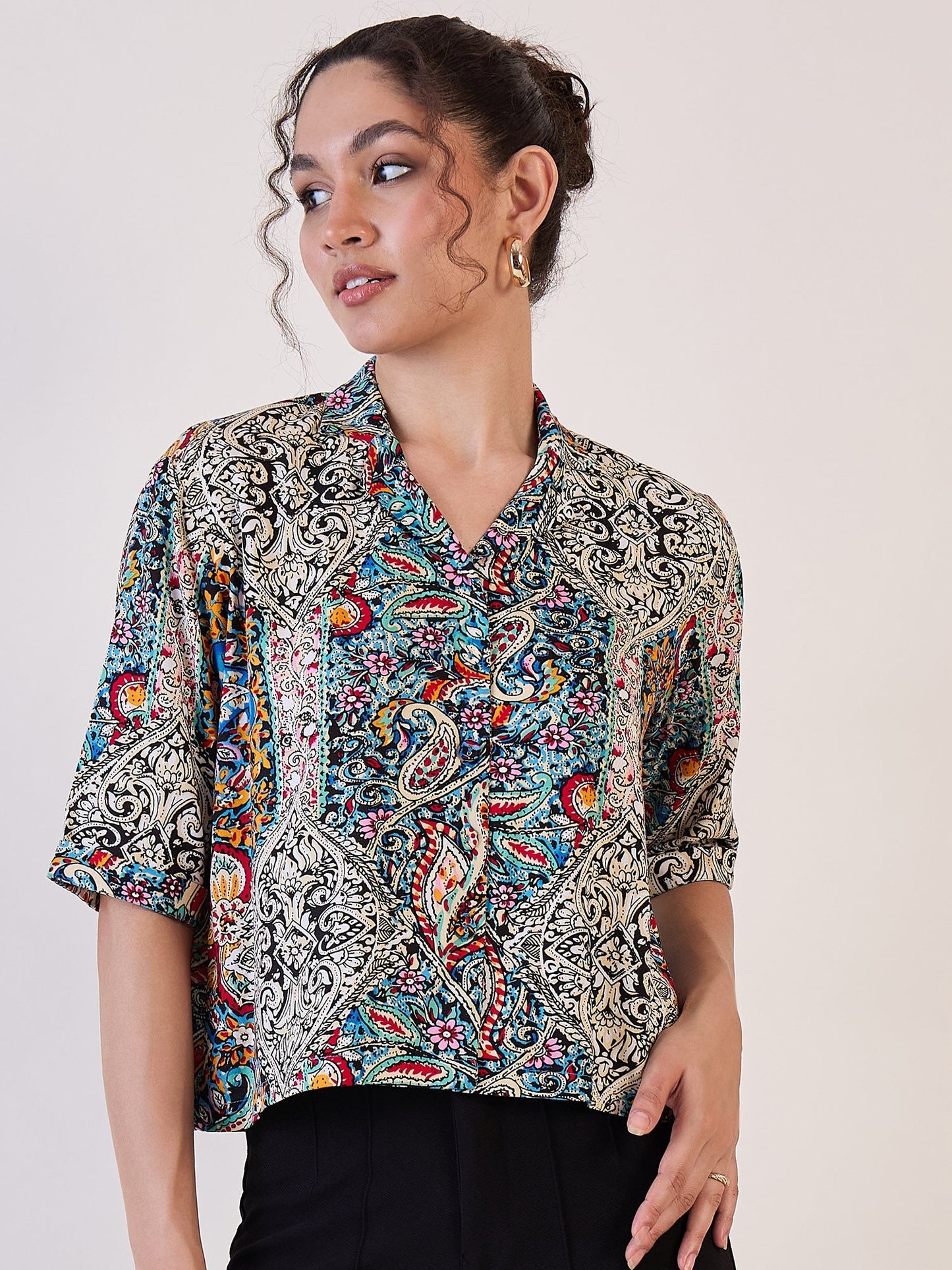 PowerSutra Multicolor Notch Collar Boxy Top