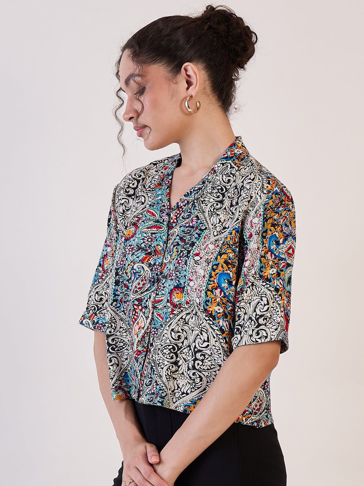 PowerSutra Multicolor Notch Collar Boxy Top