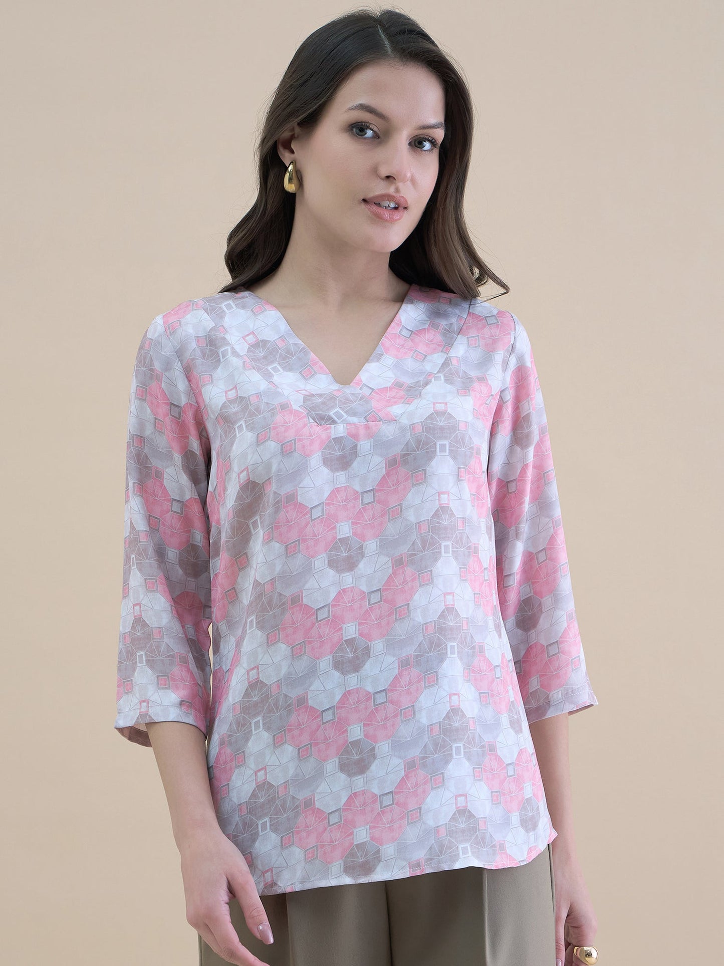 PowerSutra Geo-print V-neck loose fit women casual top