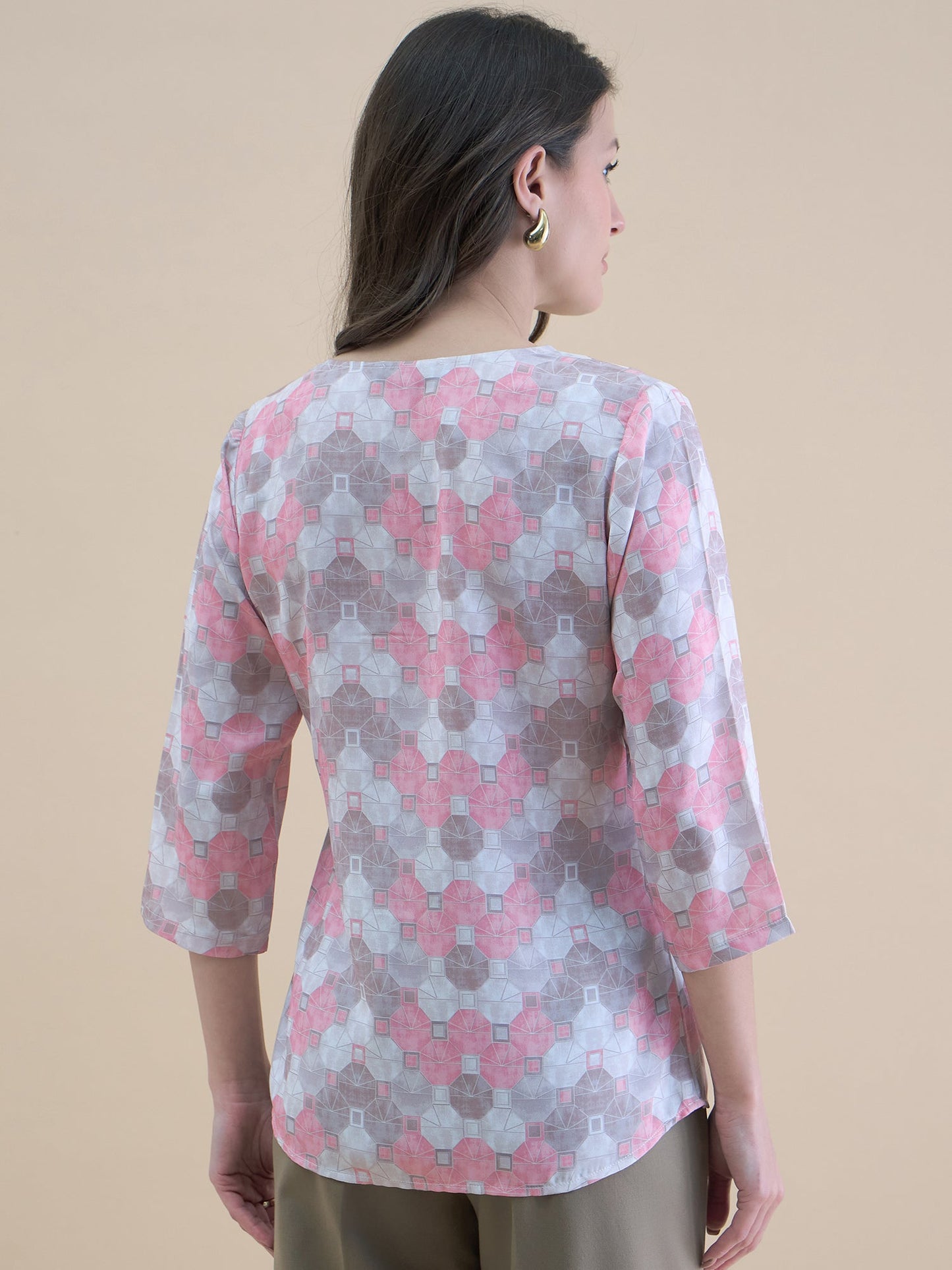 PowerSutra Geo-print V-neck loose fit women casual top
