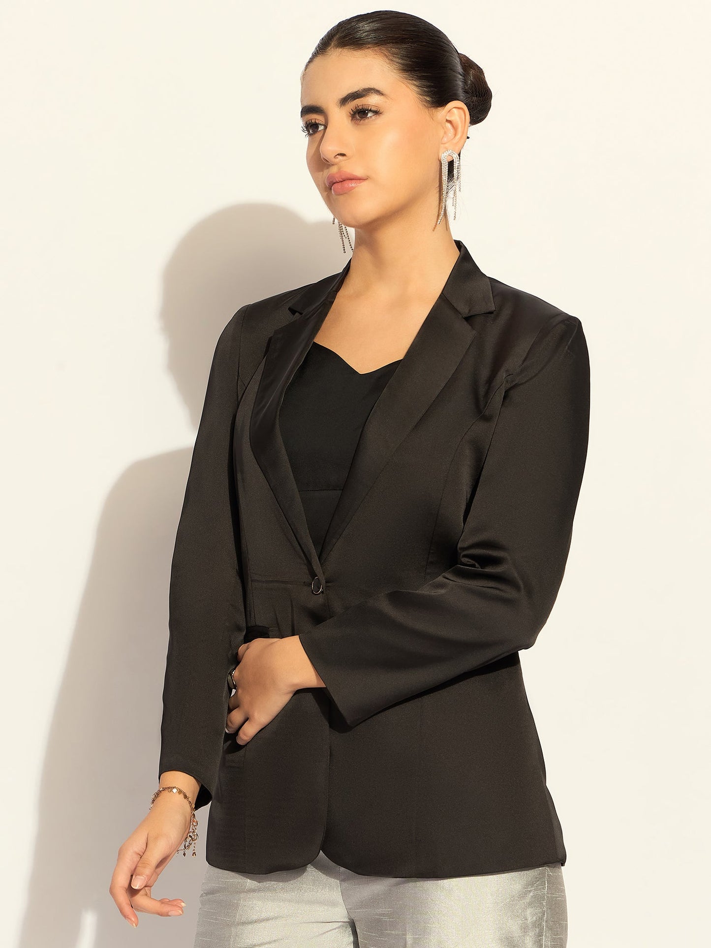 PowerSutra Loose-Fit Elegant Blazer With Notched Lapel In Soft Satin Fabric