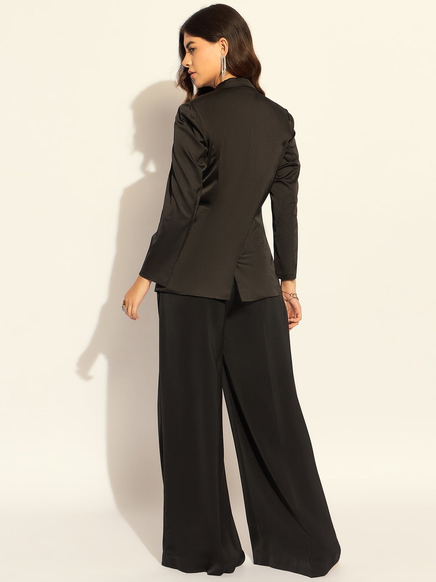 PowerSutra Loose-Fit Elegant Blazer Set With Bustier In Soft Satin Fabric