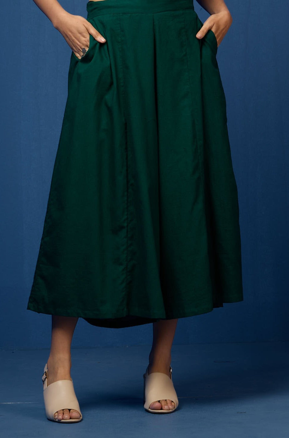 Maati Craft box pleated culotte - handwoven dark green