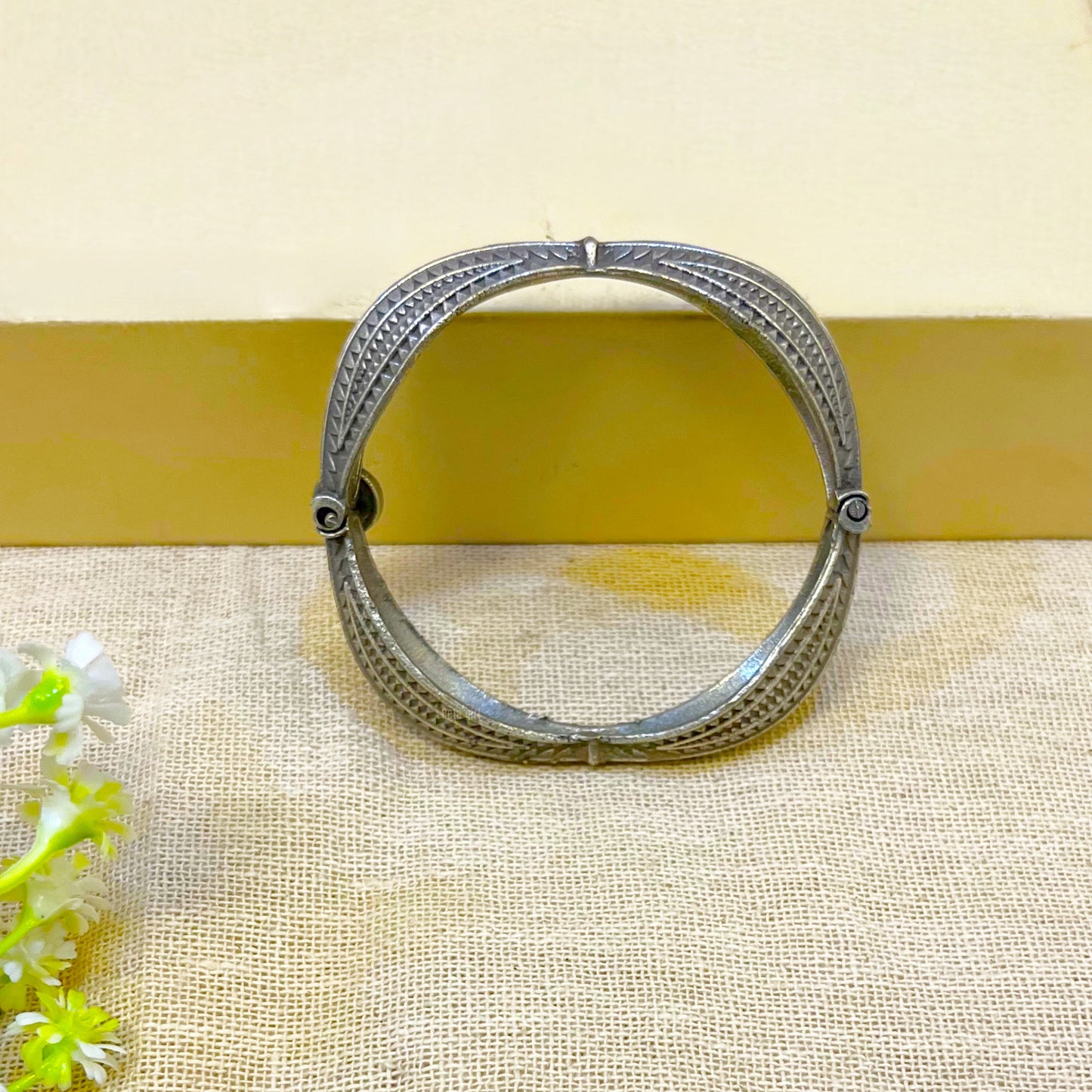 Simple Regular Silver Look Alike Oxidised Kada