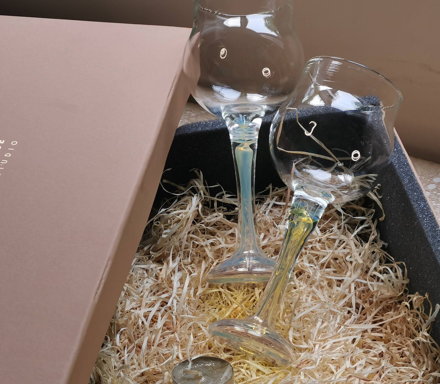 Misty Pearl Wine Glass