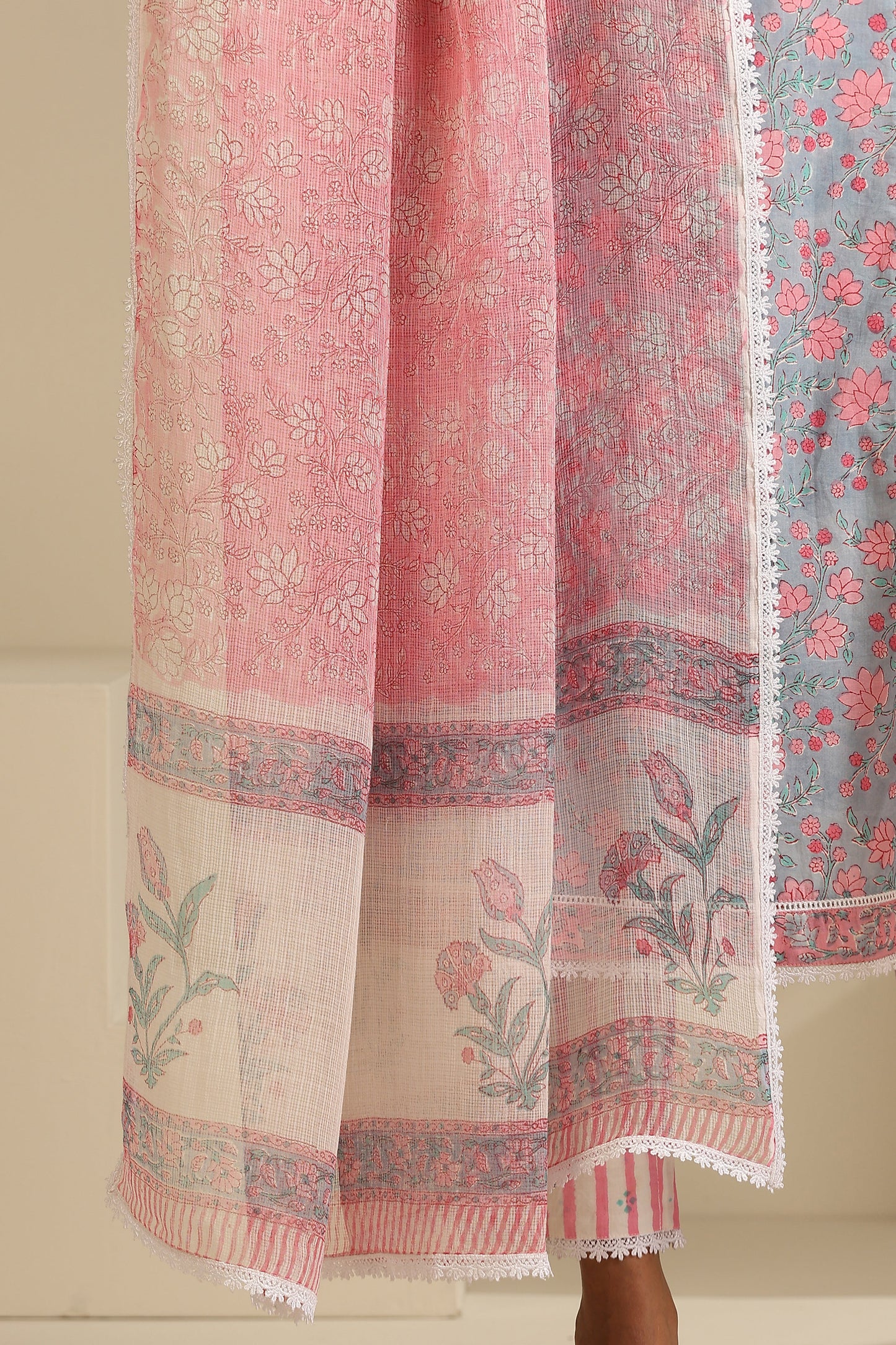 Murraya Blue Hyacinth Floral Kurta Set of 3