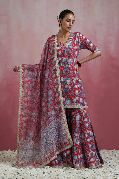 Murraya Red Ruhani Gharara Set of 3