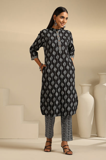 Murraya Black Onyx Kurta Set of 2