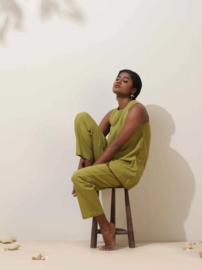 trueBrowns Pear Green Cotton Linen Co-Ord Set