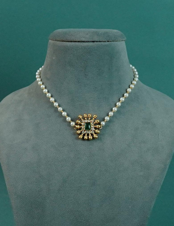 Kemp & Ad Stone Pendant with Pearl Choker Necklace (color option)