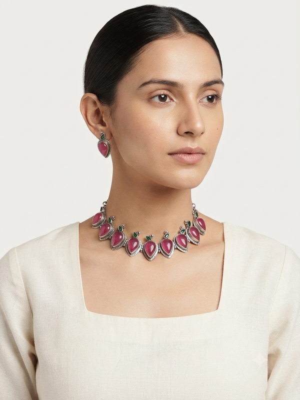 Snowy Silver Look Alike Oxidized Stone Choker
