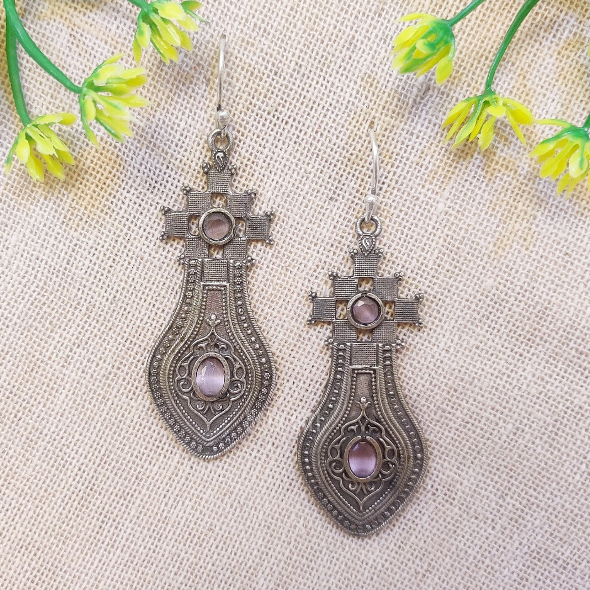 Oxidised dangle earring