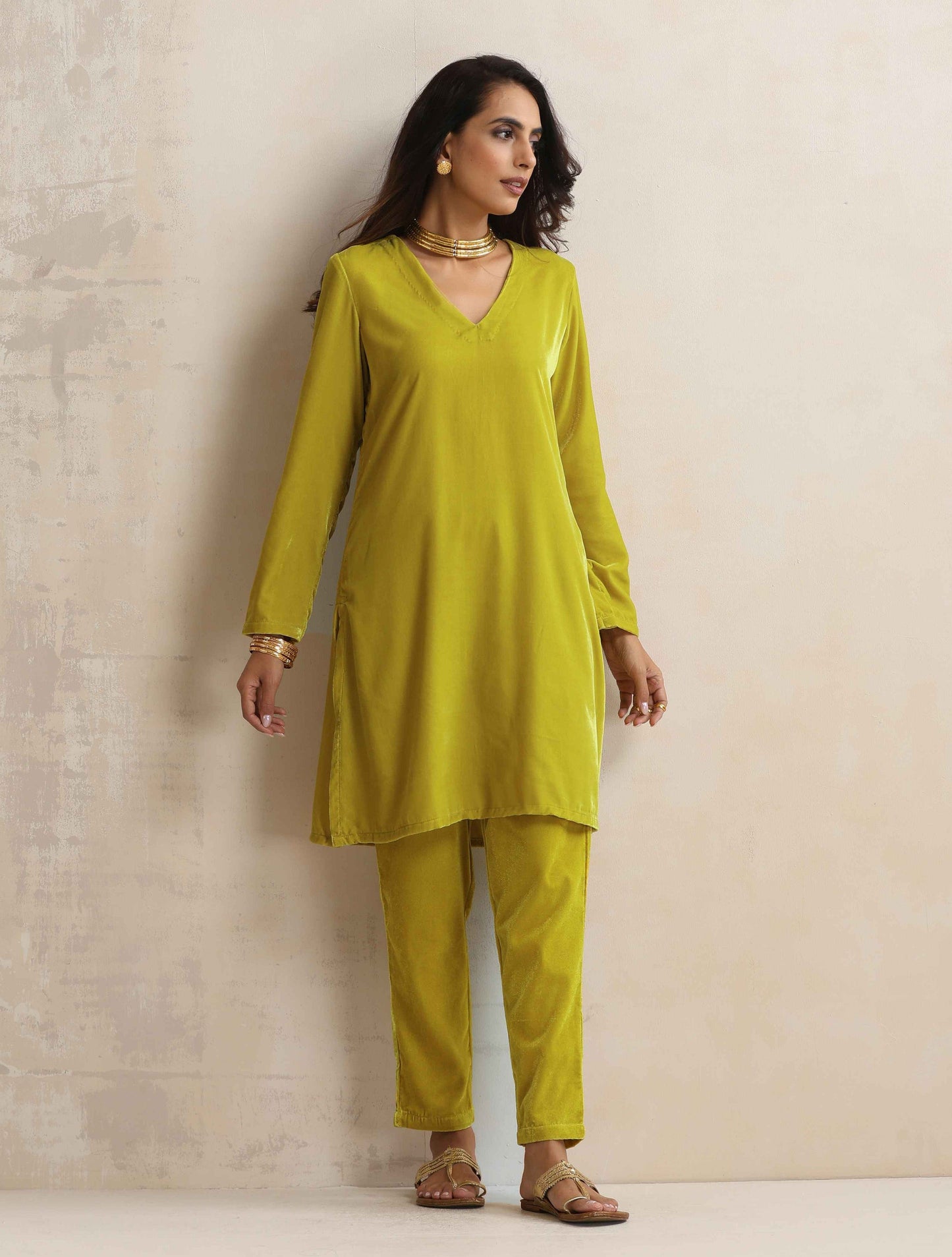 trueBrowns Lime Velvet Kurta Co-ord Set