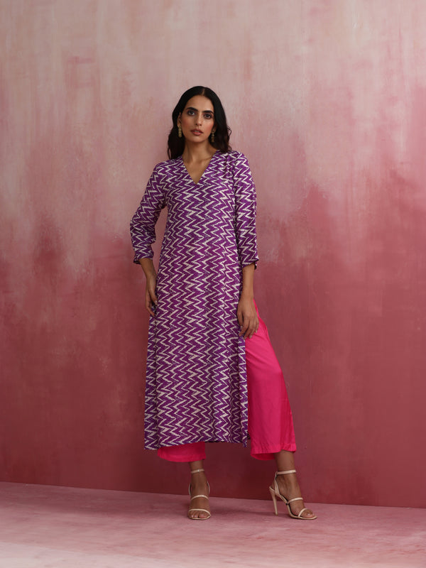 trueBrowns Purple Muslin Silk Printed Kurta Set