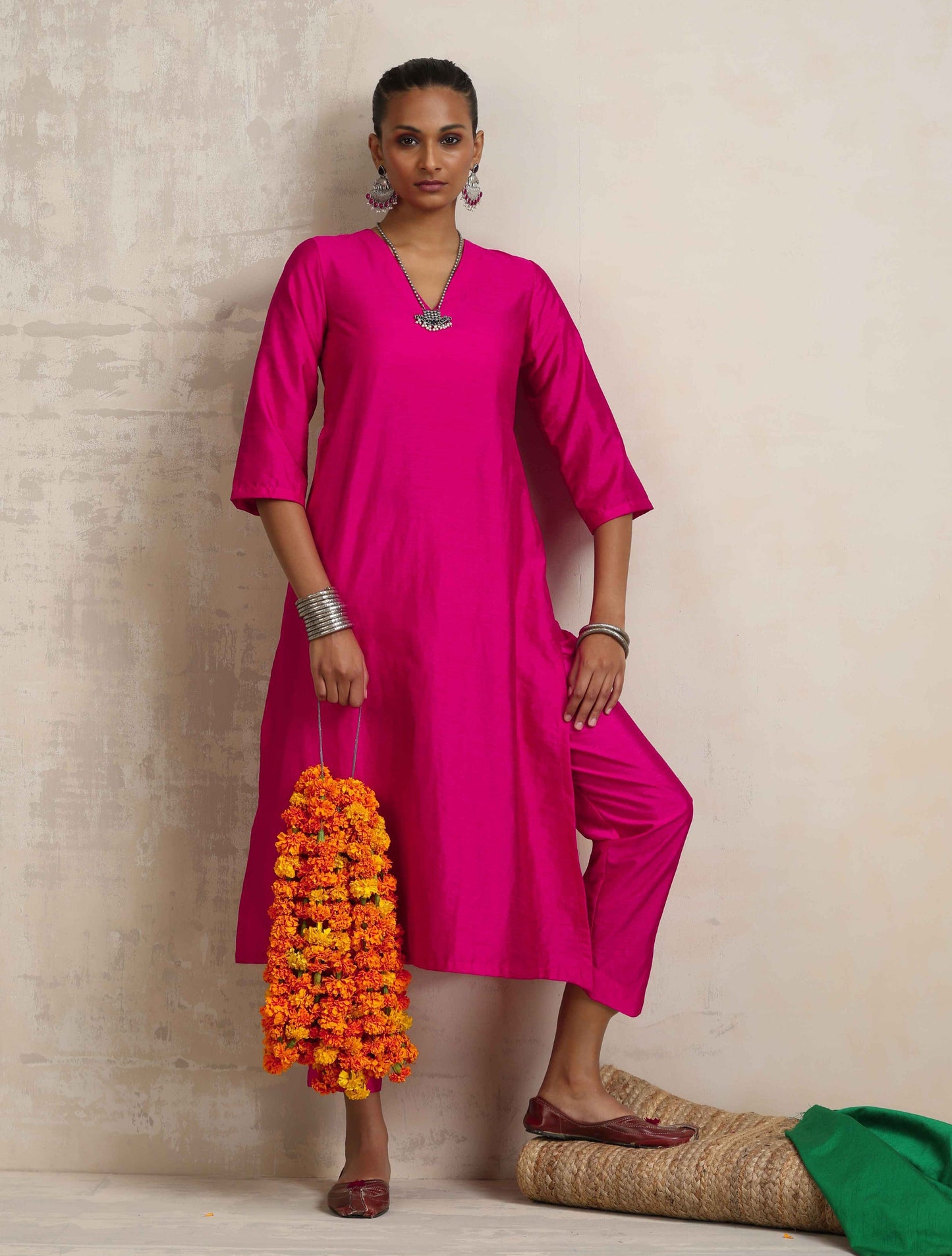 trueBrowns Pink Silk High Slit Kurta Set