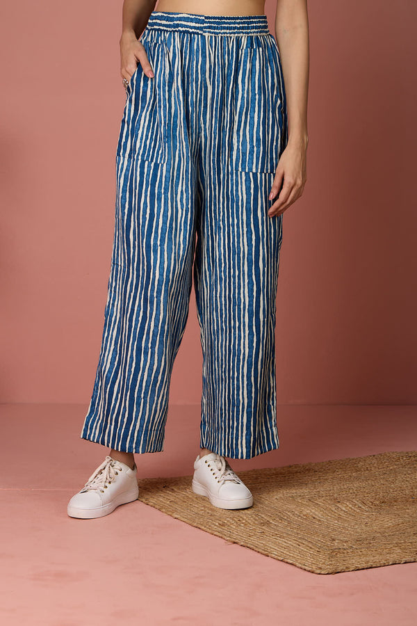 Maati Craft comfort fit cotton pants - blue & lines