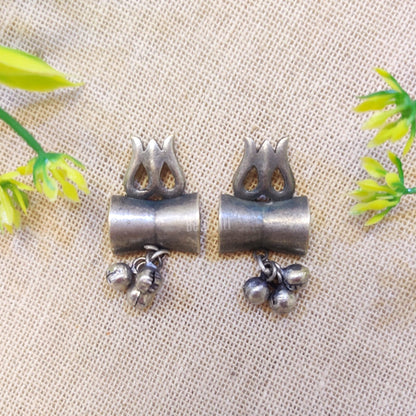 Trishul stud earring