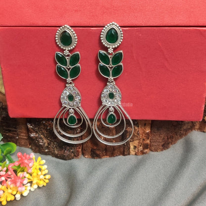 Green stone oxidised earring