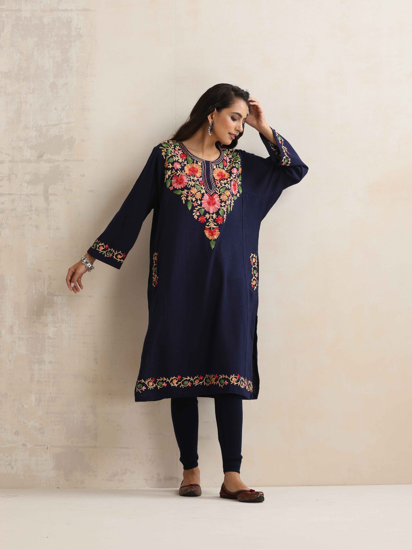 trueBrowns Blue Floral Embroidered Woollen Phiran Kurta