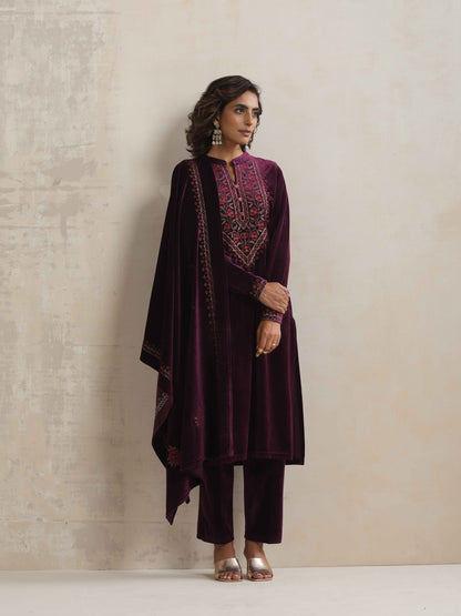 trueBrowns Purple Velvet Floral Embroidered Kurta Pant Dupatta Set