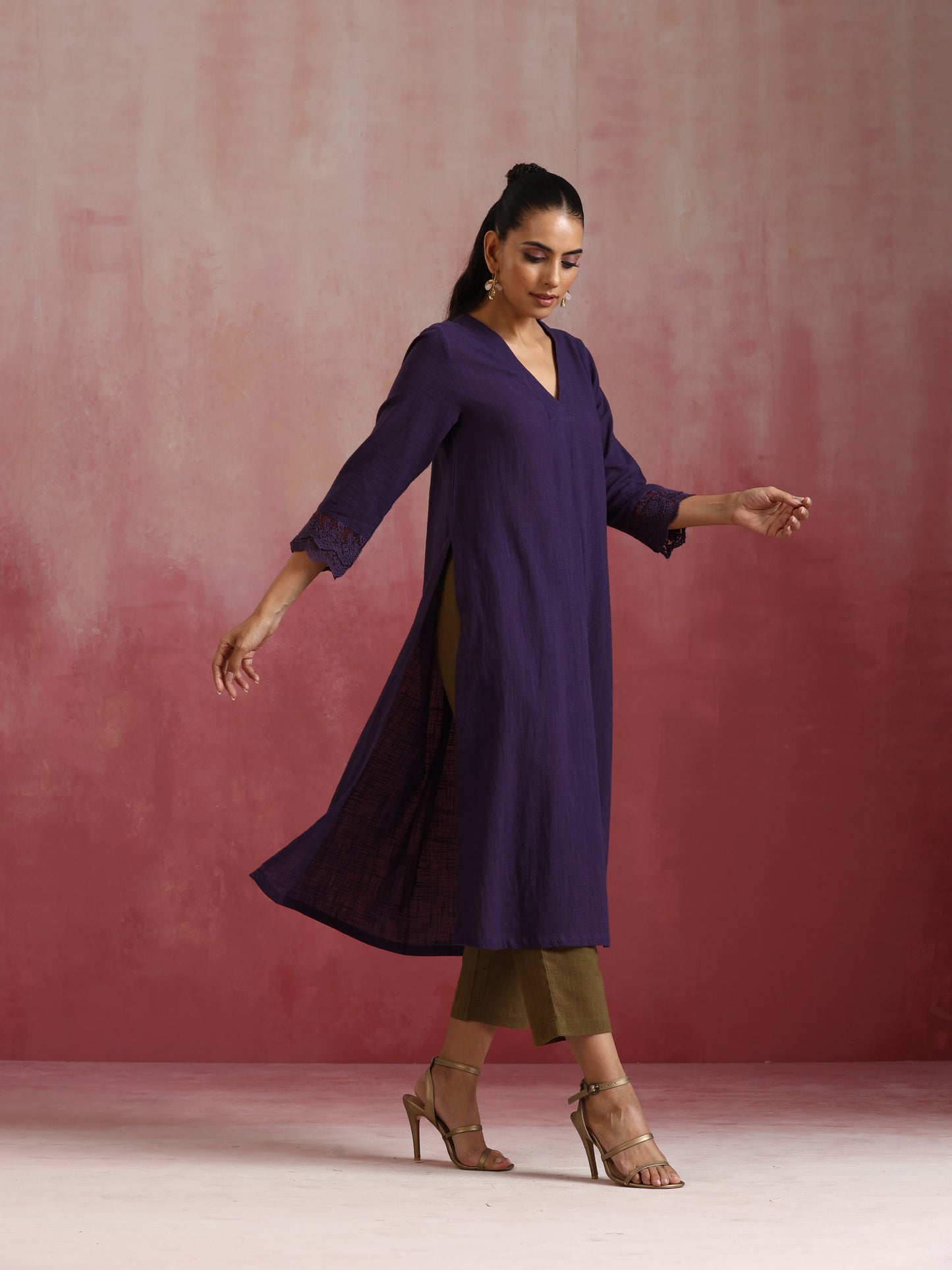 trueBrowns Purple Cotton Dobby Kurta Set