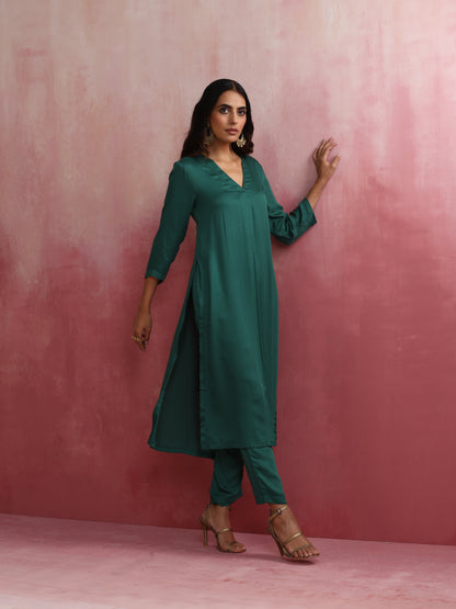 trueBrowns Green Modal Pleated Kurta Set