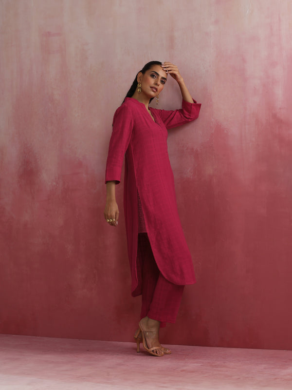 trueBrowns Magenta Cotton Dobby Kurta Set
