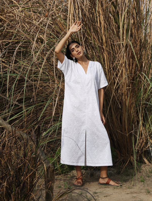 trueBrowns White Cotton Embroidered Front Slit Dress