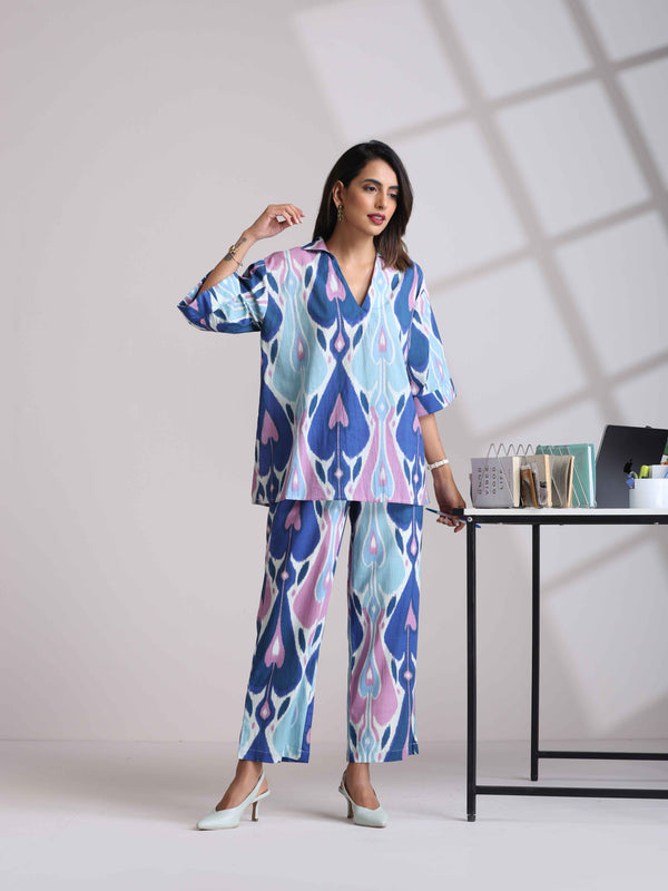 trueBrowns Blue Cotton Ikat V-neck Co-ord Set