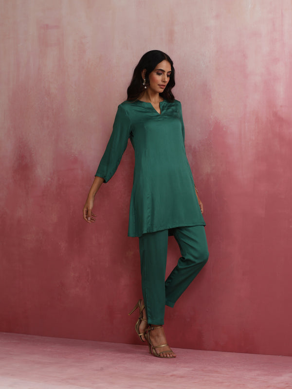 trueBrowns Green Straight Kurta Co-ord Set