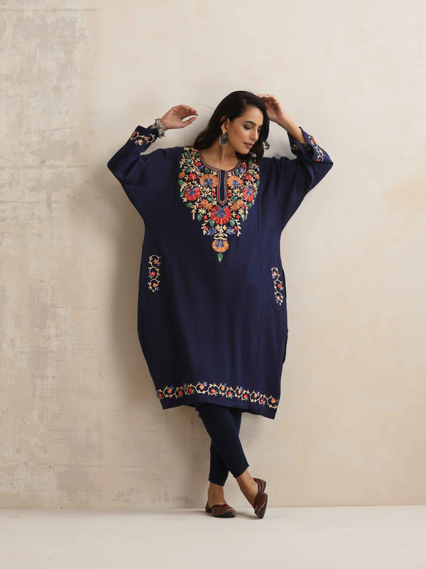 trueBrowns Blue Kashmiri Floral Embroidered Woollen Phiran Kurta