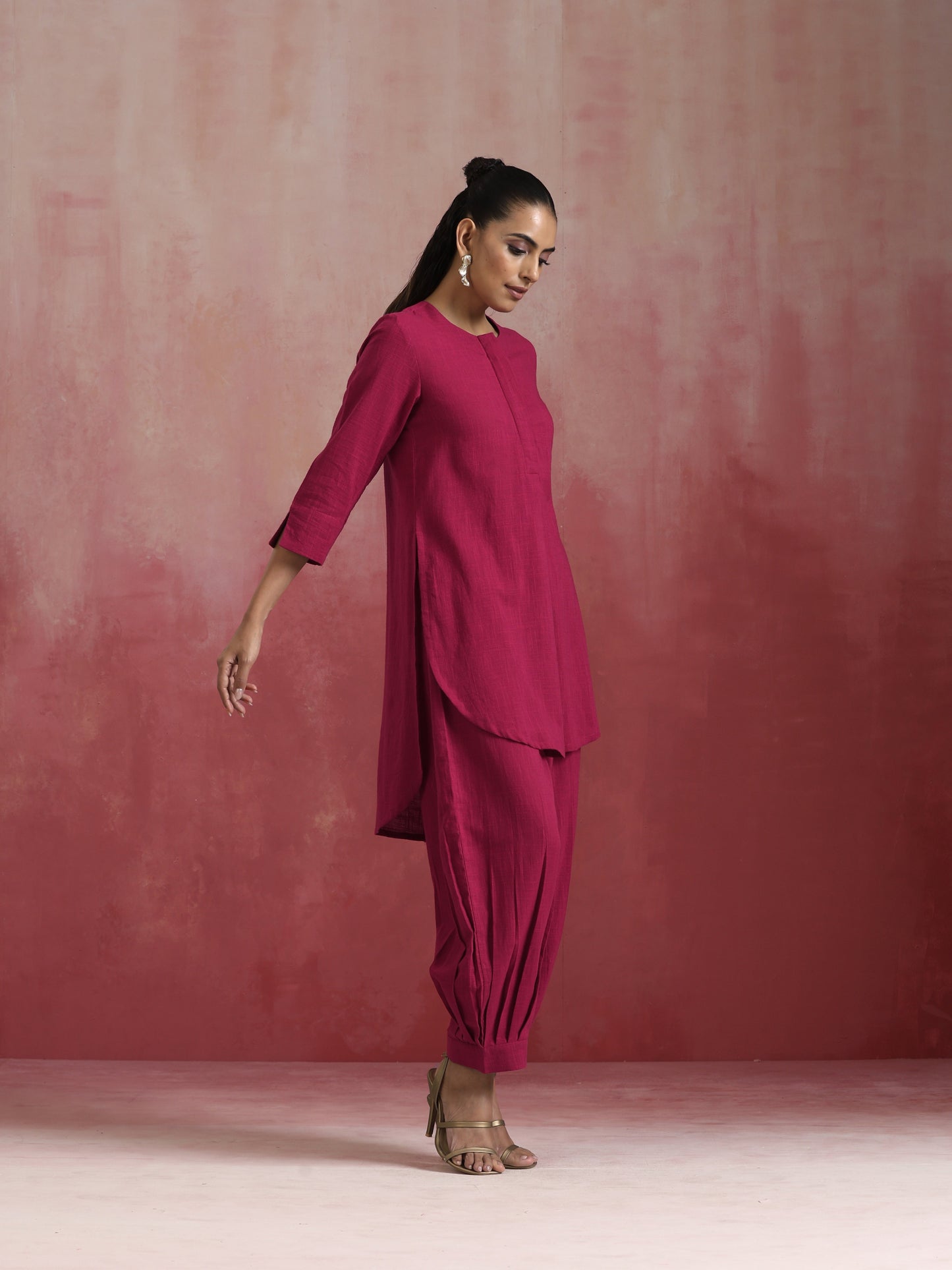 trueBrowns Magenta Cotton Kurta Co-ord set