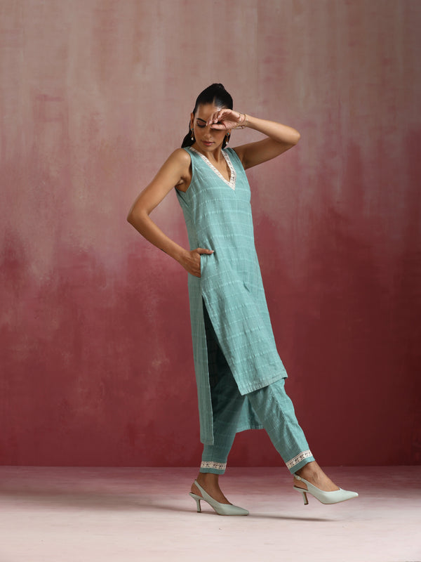 trueBrowns Aqua Blue Cotton Dobby High low Kurta Set