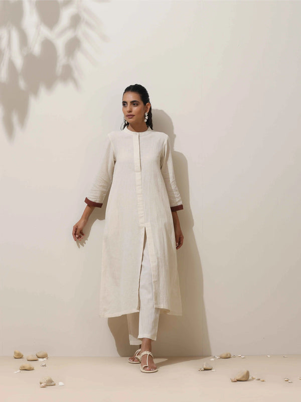 trueBrowns Off white Cotton Linen Kurta Pant Set