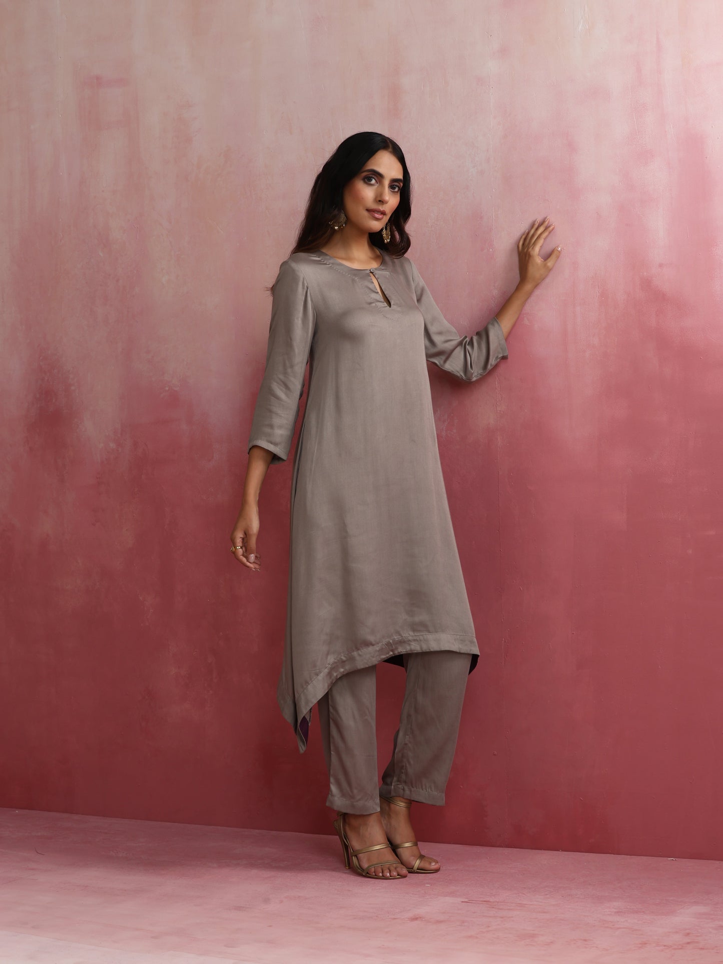 trueBrowns Grey High low Kurta Set