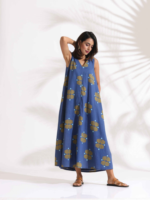 trueBrowns Blue Cotton Print Sleeveless Dress