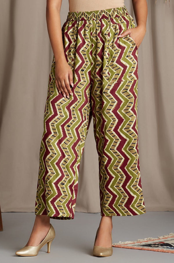 Maati Craft comfort fit cotton pants - red green chevron