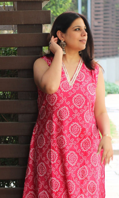 Baareeki Cotton Bright Pink Bandhani A Line Sleeveless Kurta with Lace Detailing & Pants