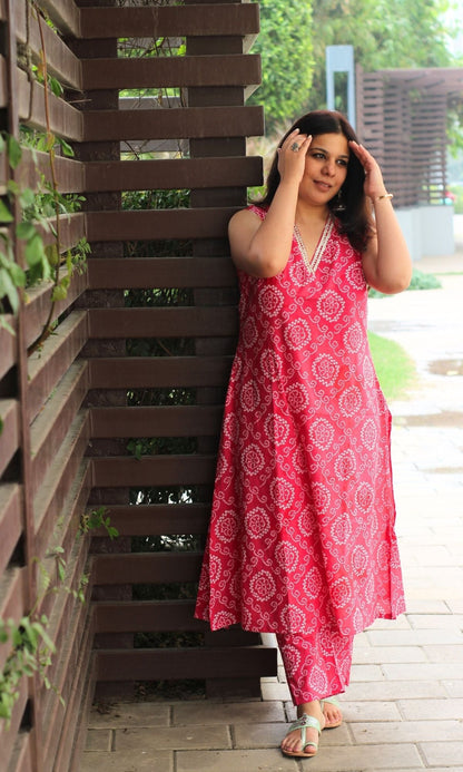 Baareeki Cotton Bright Pink Bandhani A Line Sleeveless Kurta with Lace Detailing & Pants